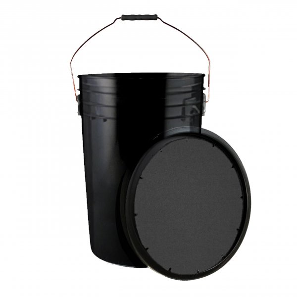 Champion Sports 6 Gallon Bucket with Padded Soft Seat Lid - Durable Construction - Balls Not Included - Ideal for Baseball, Softball, T-Ball, Practice Balls, and Lacrosse – Black