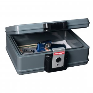 FIRST ALERT 2017F .19 Cu-Ft Fire/Water Chest