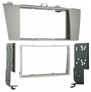 Metra 95-8212 Double-DIN Installation Kit for 2004 through 2008 Toyota® Solara