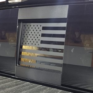 Zxiaochun Rear Middle Window American Flag Decal for Nissan Titan 2013-2022 2023 2024 Back Center Sliding Window Glass USA Flag Vinyl Sticker Exterior Accessories(Matte Black)